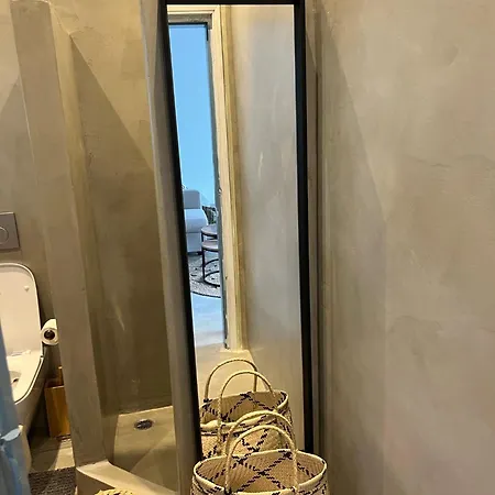 Magnifique Sur La De - Paros Писо-Ливади