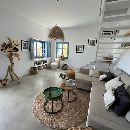 Magnifique Sur La De - Paros Вилла Писо-Ливади